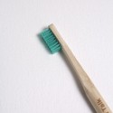 Бамбуковая зубная щетка с круглой ручкой голубая