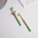 Бамбуковая зубная щетка с круглой ручкой зеленая