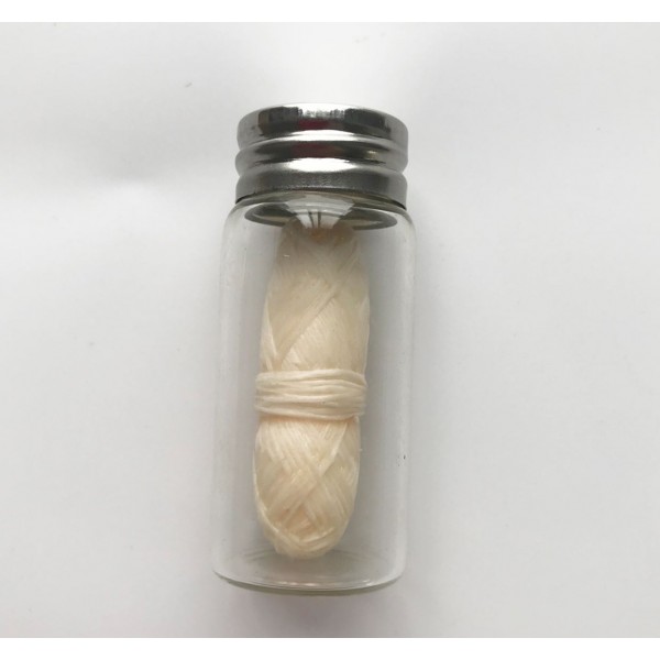 Бамбукова зубна нитка в скляній баночці, біла