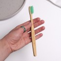 Бамбуковая зубная щетка с плоской ручкой, зеленая