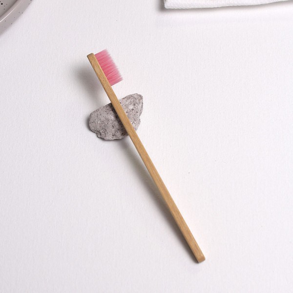 Бамбукова зубна щітка з плоскою ручкою, рожева