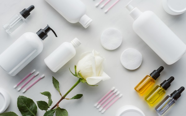 Як правильно утилізувати упаковку від косметики Greentalk